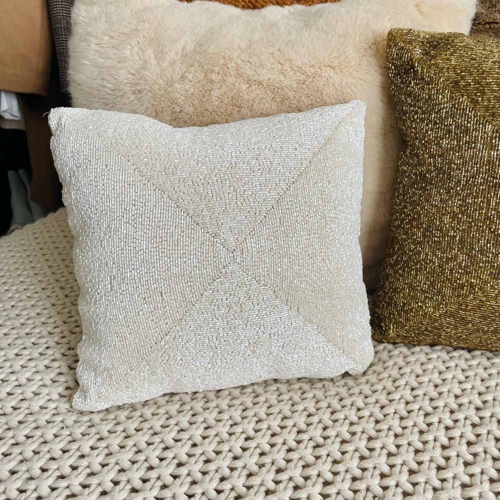 Indigo Home Beaded Off White Pillow